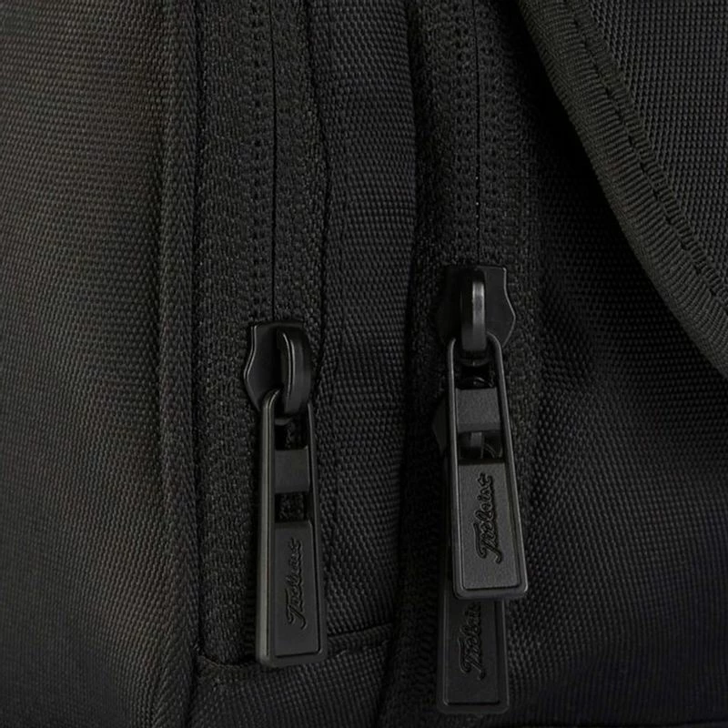 Titleist Players Hanging Toiletries Bag 5 Titleist Players Hanging Toiletries Bag - Image 3